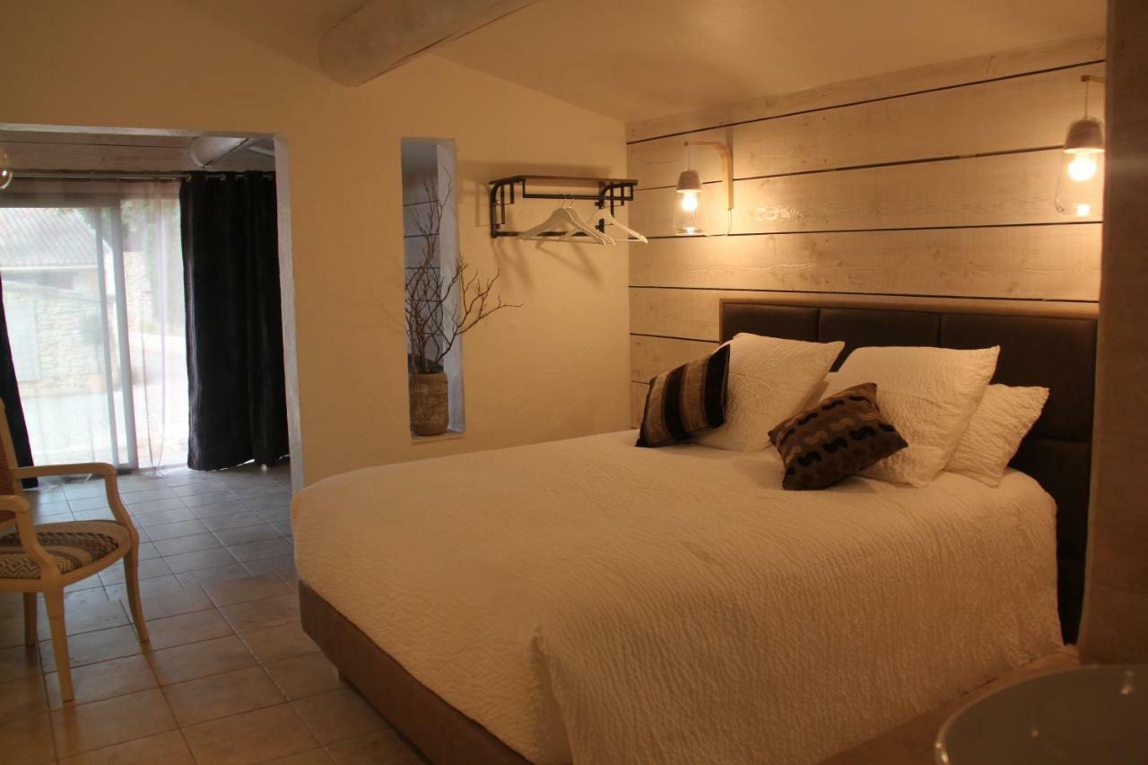 Le Hameau Fleur De Pierres , Chambre , Gite Et Table D'Hotes Murs  Ngoại thất bức ảnh